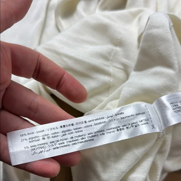 Zara Men's Off-White Crewneck Sweater - Picture 2 of 3